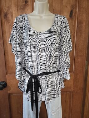 Black & White Polka Dot Tie-Waist Flutter Sleeve Blouse